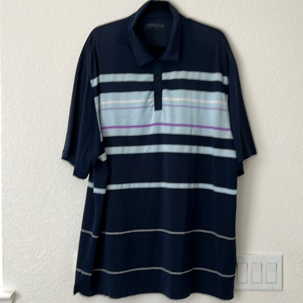 Men’s Nike Top Size XXL